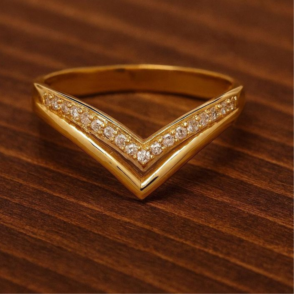 Chevron V-Shape Ring